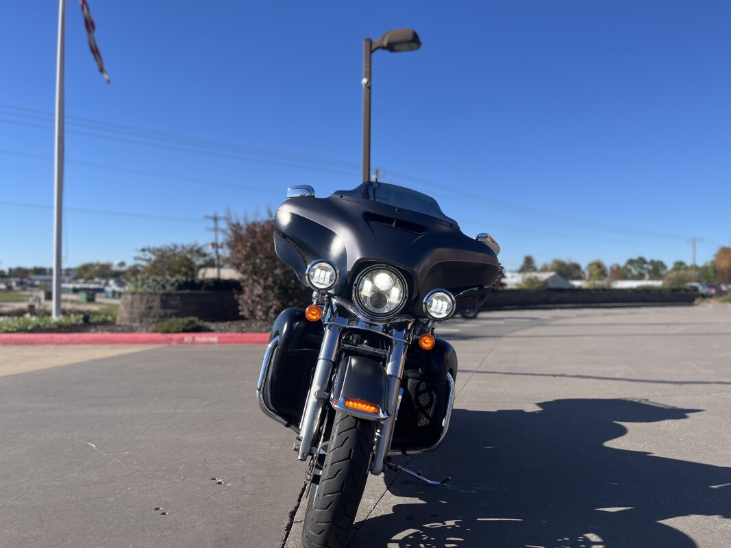 2017 Harley-Davidson Ultra Limited FLHTK CHR DNM/BLK DNM - Photo 8