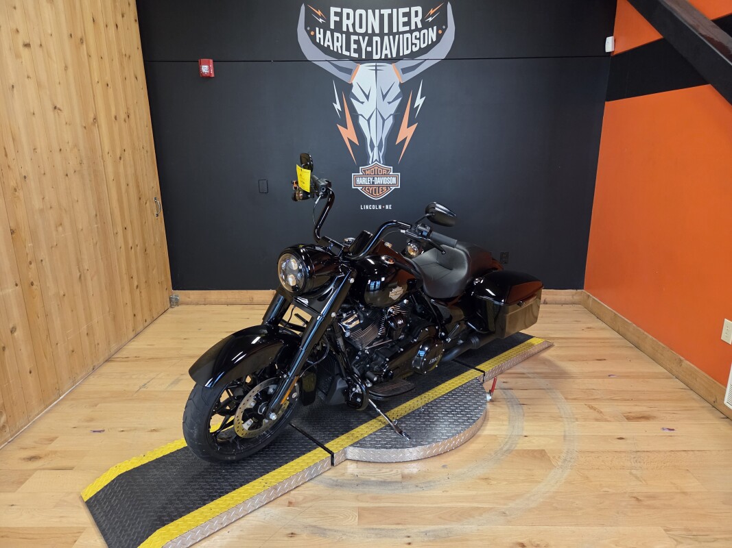 FLHRXS 2025 Road King Special - Photo 3