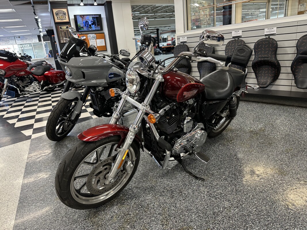 2017 Harley-Davidson SuperLow 1200T Two-Tone Mysterious Red Sunglo/Velocity Red Sunglo - Photo 2