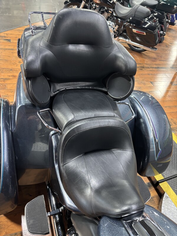 2015 Harley-Davidson Tri Glide Ultra BLACK MAGIC - Photo 10