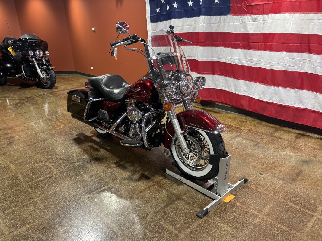 Harley-Davidson Road King Classic 2000 FLHRCI LUXURY RICH RED W/STRIPE - Photo 2
