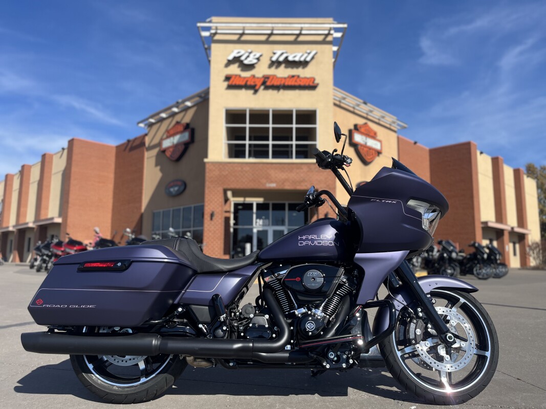 2025 Harley-Davidson Road Glide FLTRX Purple Abyss Denim - Black Finish