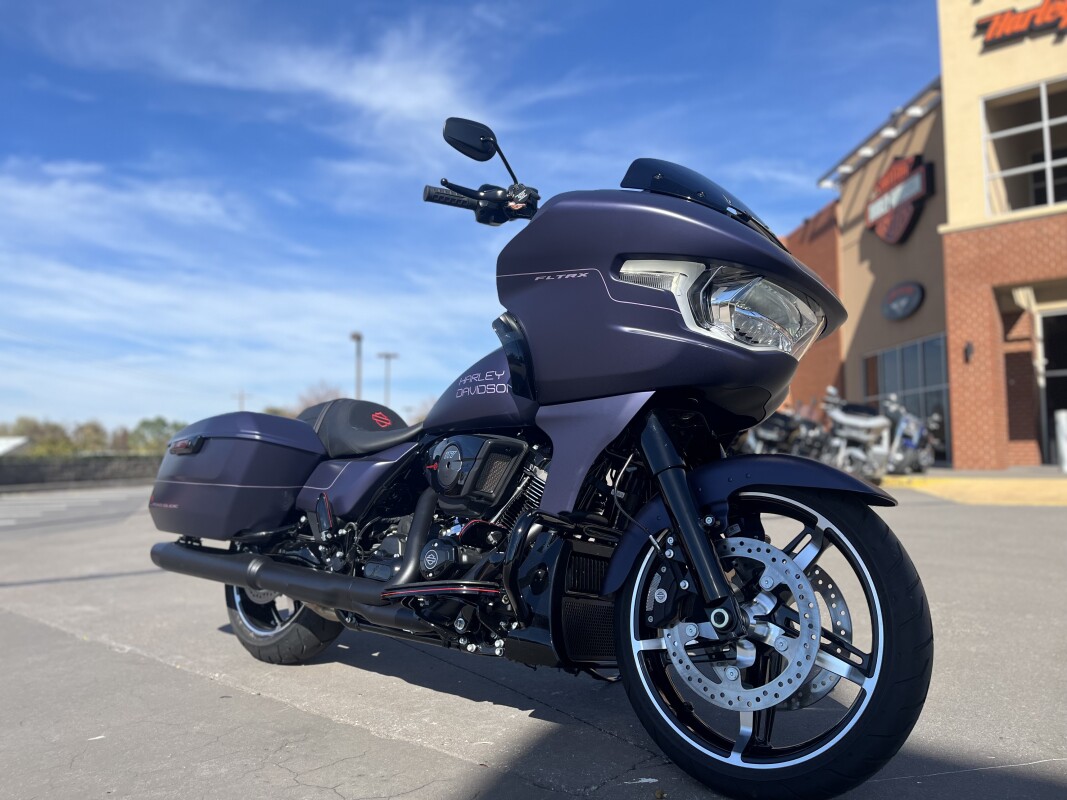 2025 Harley-Davidson Road Glide FLTRX Purple Abyss Denim - Black Finish - Photo 2
