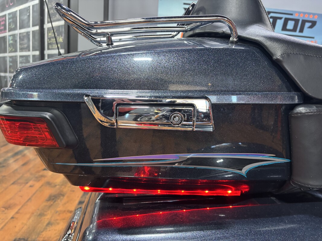 2015 Harley-Davidson Tri Glide Ultra BLACK MAGIC - Photo 6
