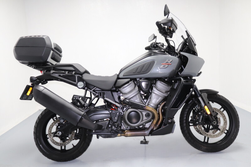 2022 Harley-Davidson® Pan America™ 1250 Gauntlet Gray Metallic
