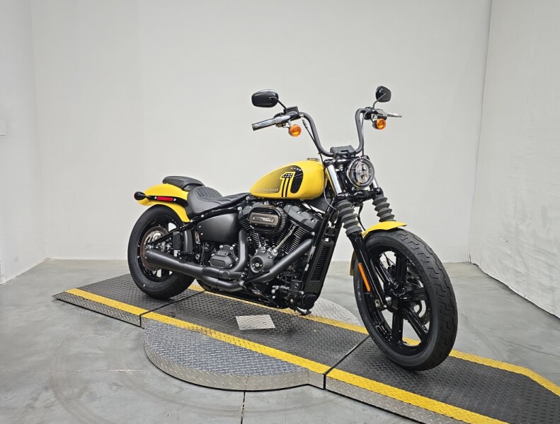FXBBS 2023 Street Bob® 114