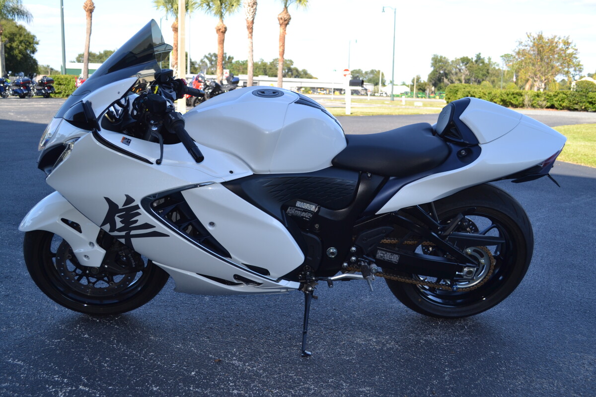 2022 Suzuki Hayabusa GSX1300RR - Photo 5