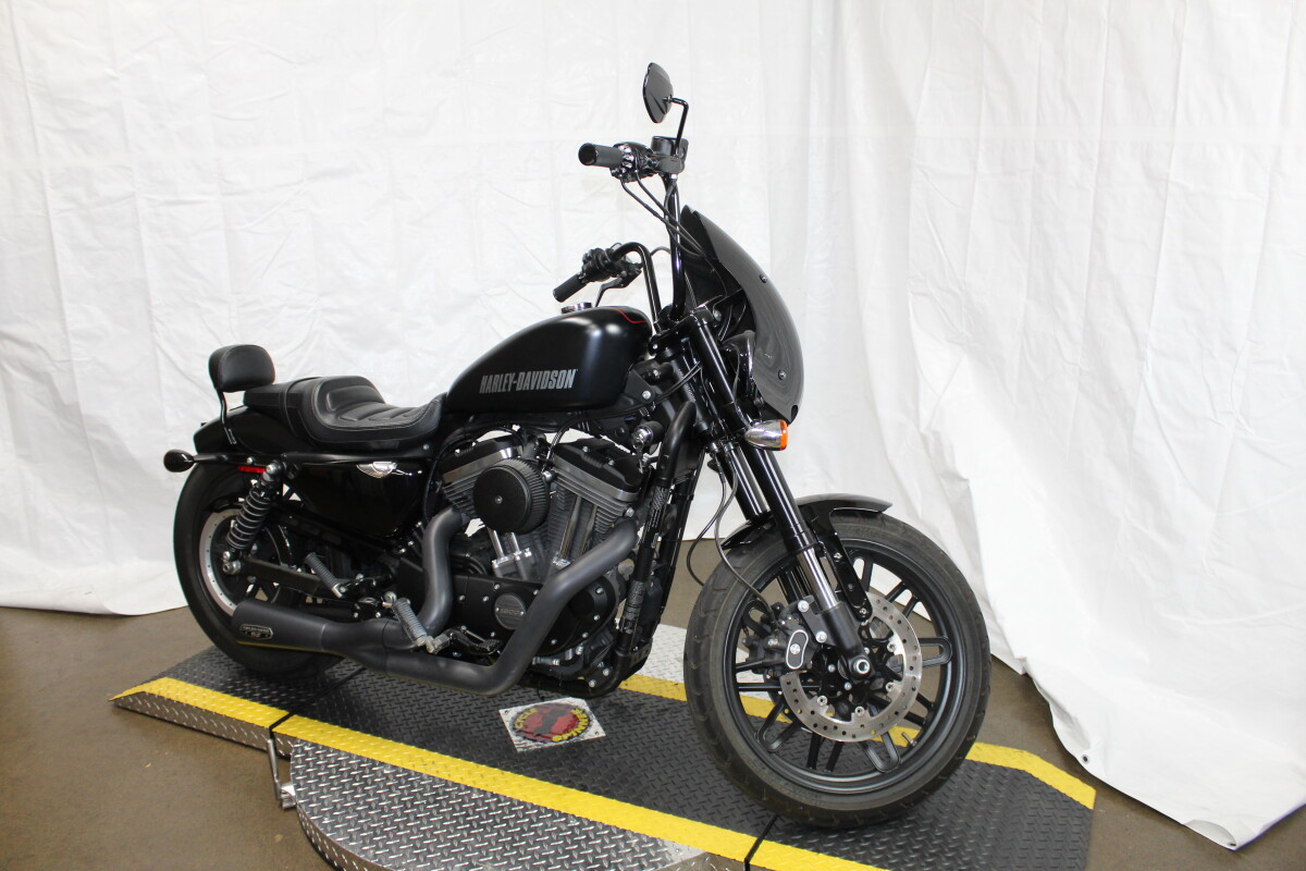 Harley-Davidson Roadster 2016 xl1200cx 438764B BLACK DENIM W/PINSTRIPE - Photo 2