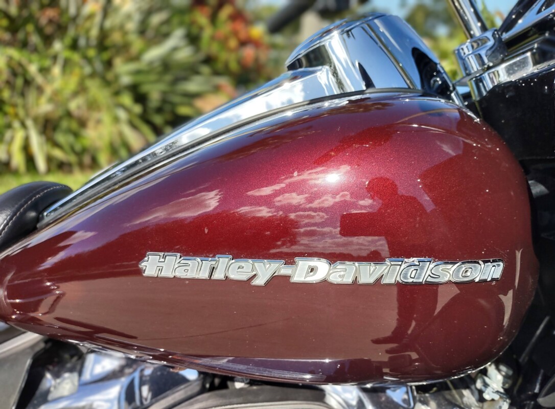 Road Glide Limited - Photo 10
