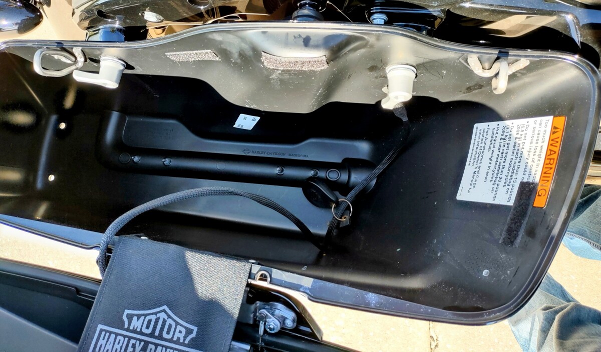 Street Glide ST - Photo 9
