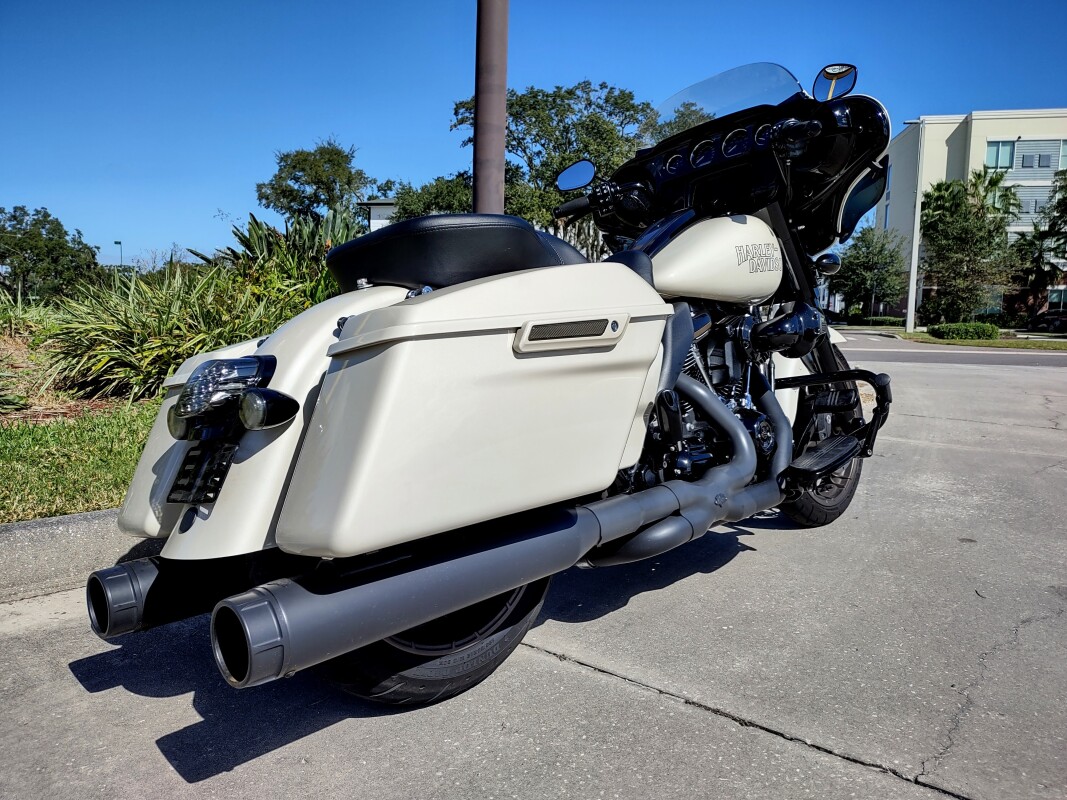 Street Glide ST - Photo 4