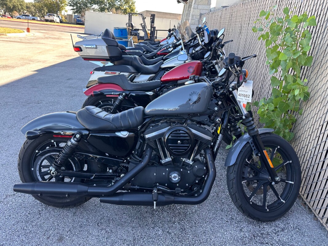 2022 Harley-Davidson Iron 883 XL 883N