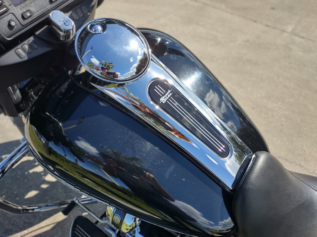 Street Glide - Photo 8