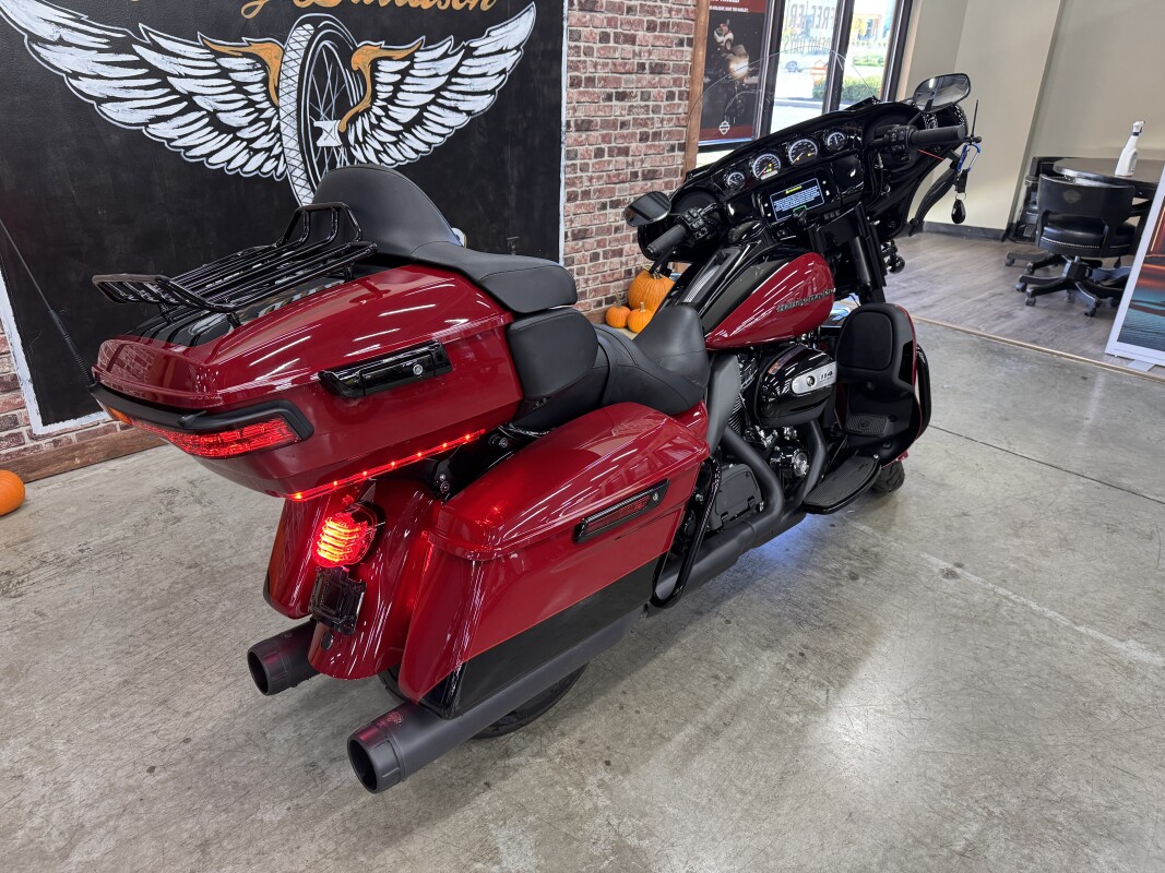 2021 Harley-Davidson Ultra Limited FLHTK - Photo 6