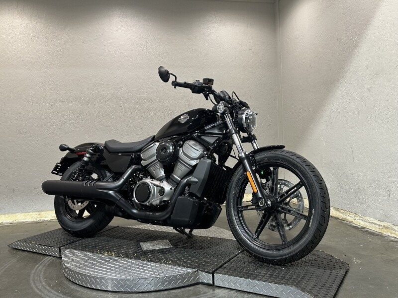 Harley-Davidson Nightster 2025 RH975 84657205 VIVID BLACK - Photo 2
