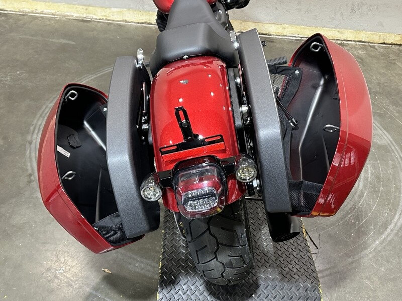 Harley-Davidson Low Rider ST 2025 FXLRST 84629195DT BRILLIANT RED - Photo 9