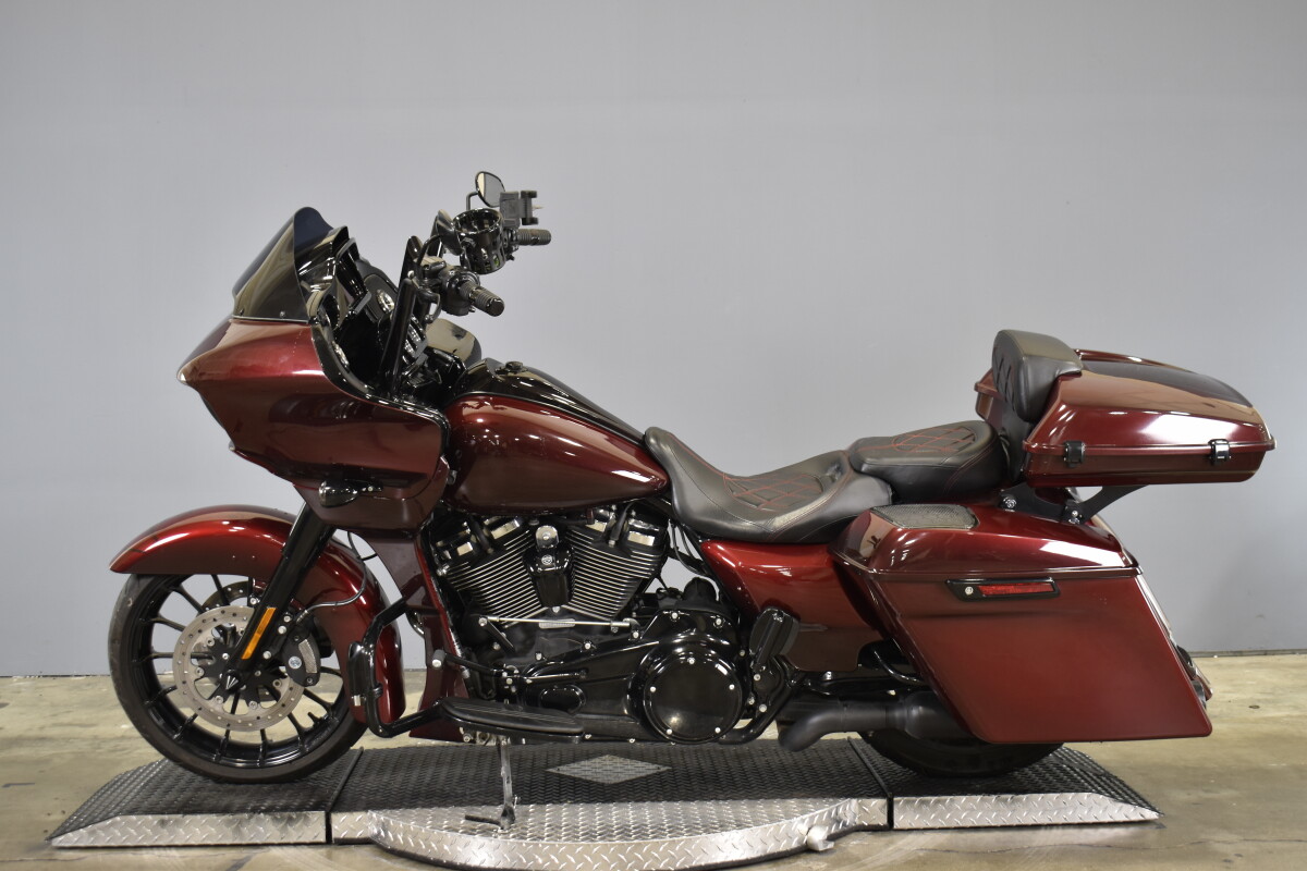 2018 Harley-Davidson Road Glide Special FLTRXS - Photo 5