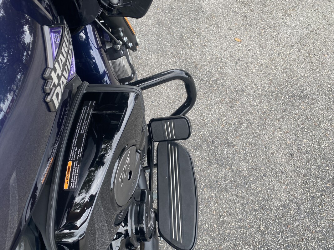 2025 Harley-Davidson Road Glide - Photo 10