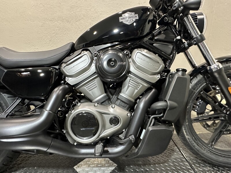 Harley-Davidson Nightster 2025 RH975 84657205 VIVID BLACK - Photo 10