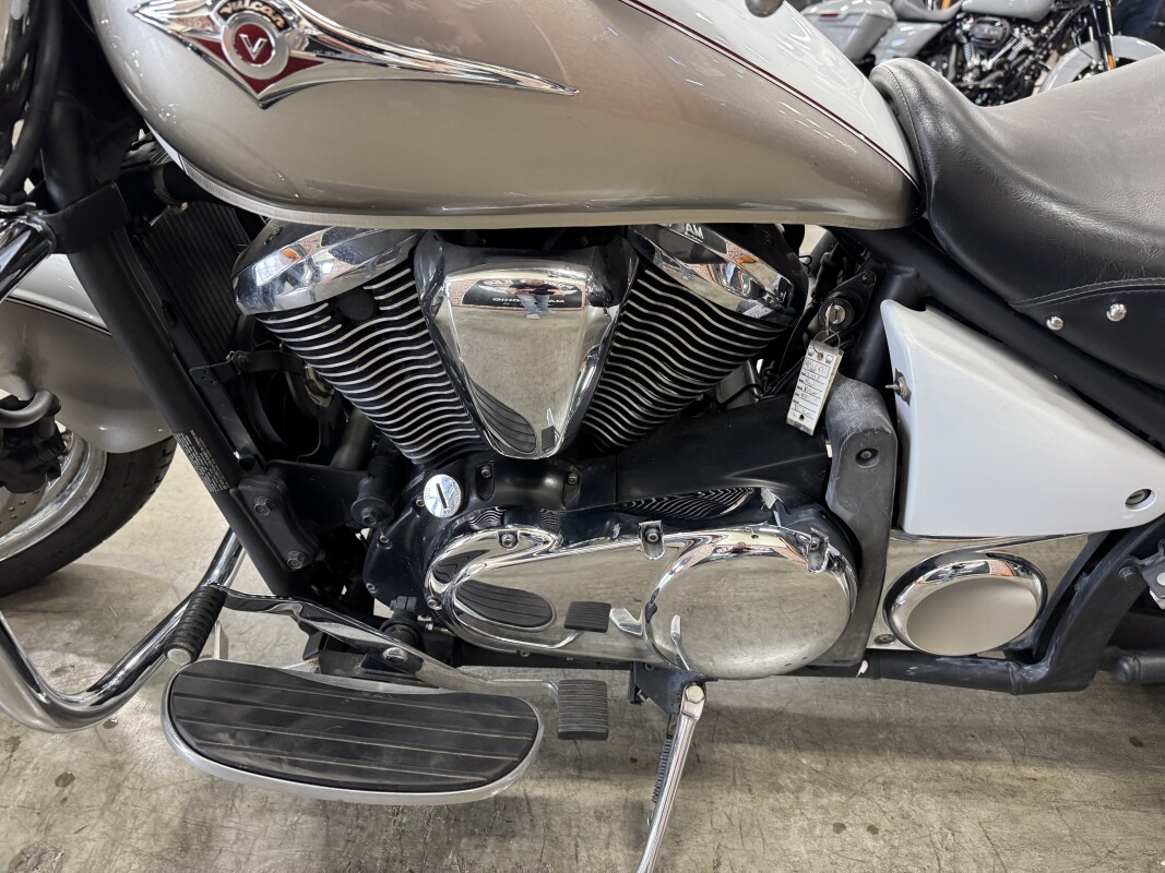 2008 Kawasaki Vulcan 900 Classic LT VN900D8F - Photo 9