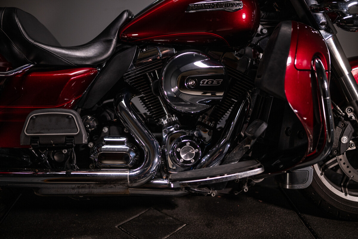 2015 Electra Glide Ultra Classic Low (FLHTCUL) - Photo 9