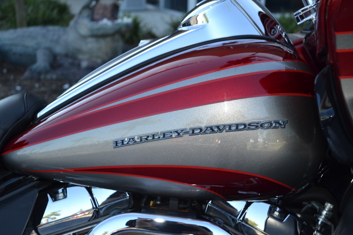 2016 Harley-Davidson CVO Road Glide Ultra - FLTRUSE - Photo 5