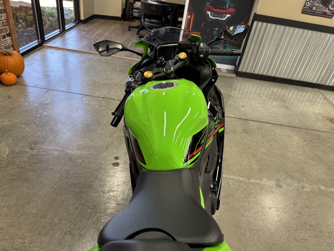 2023 Kawasaki Ninja Zx-4RR KRT Edition ZX400P - Photo 3