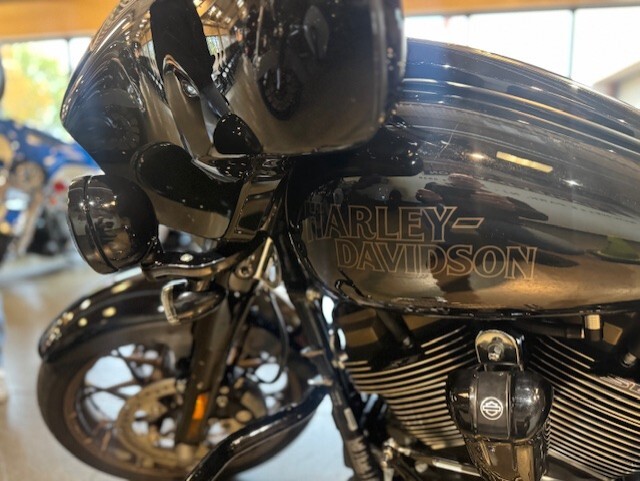 FLHXST 2022 Street Glide ST - Photo 6