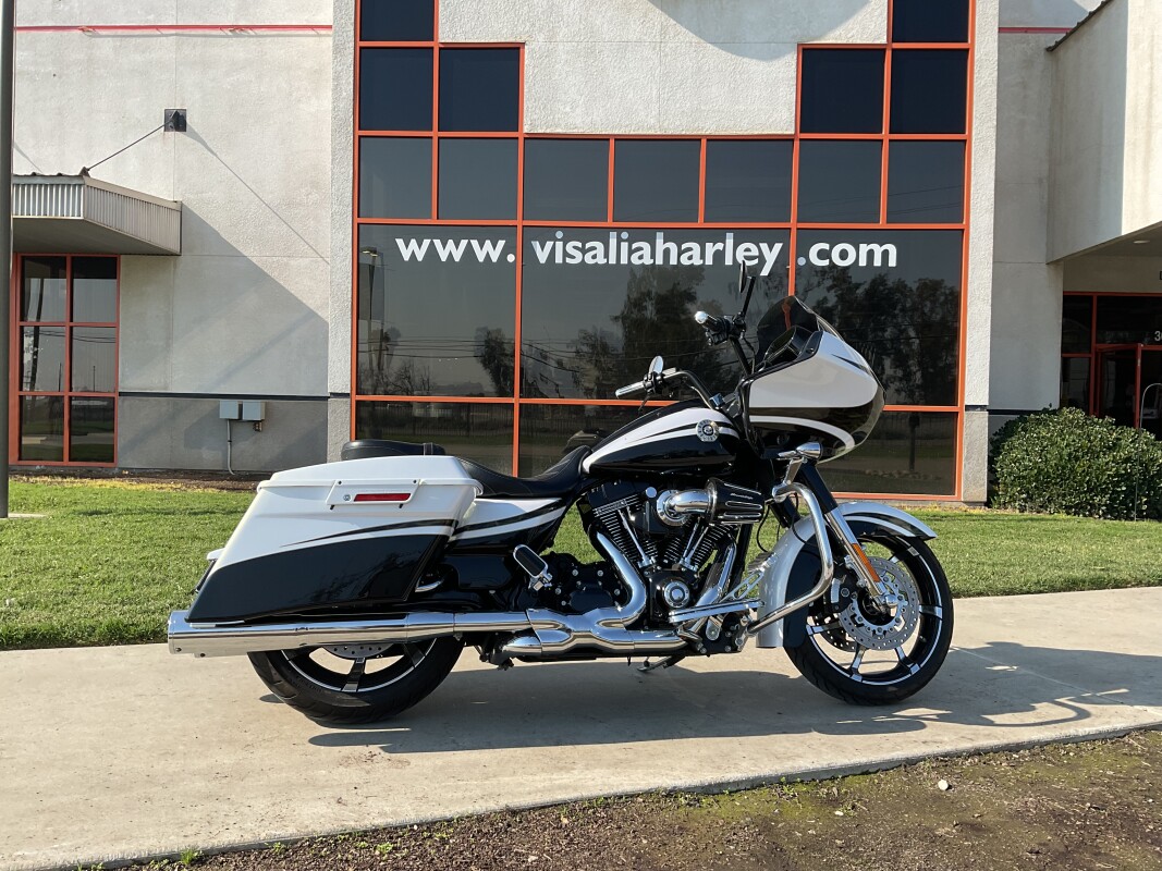 FLTRXSE 2012 CVO Road Glide Custom