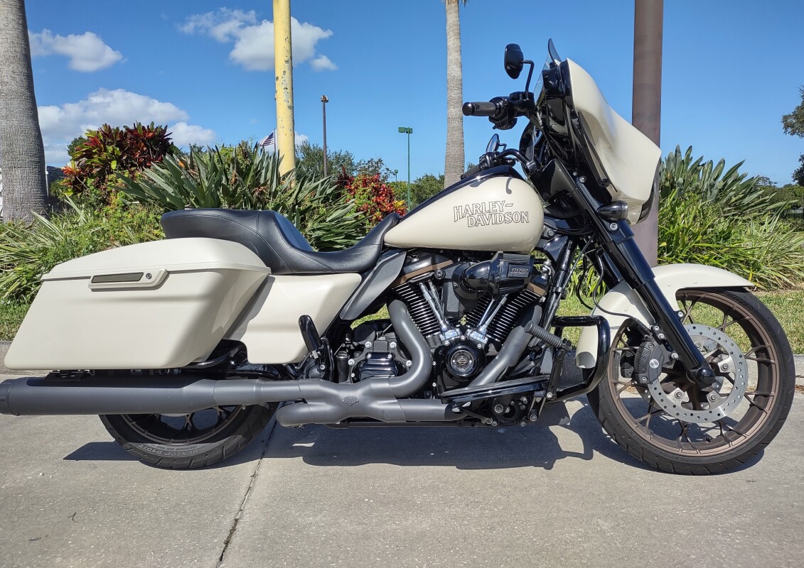 Street Glide ST - Photo 2