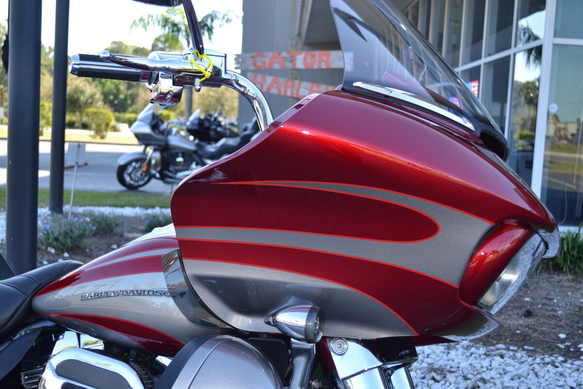 2016 Harley-Davidson CVO Road Glide Ultra - FLTRUSE - Photo 4