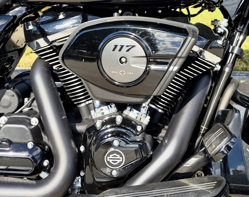 Road Glide - Photo 3