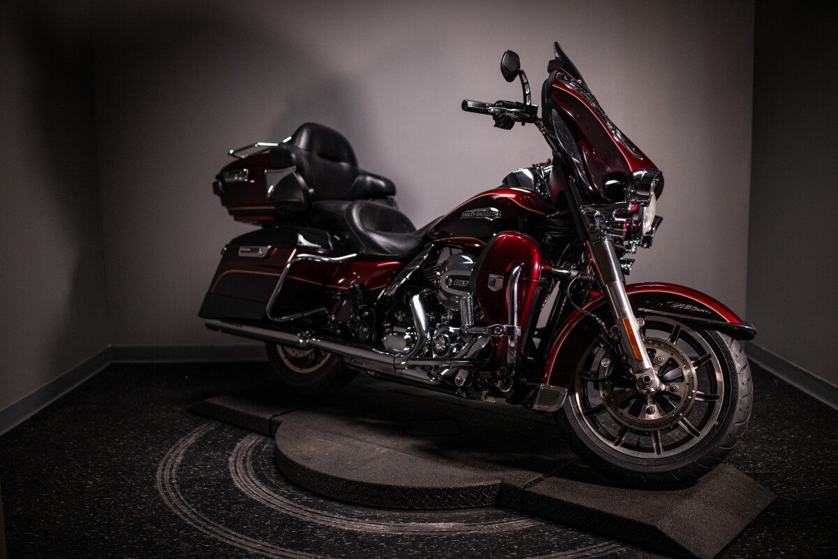 2014 Electra Glide Ultra Classic (FLHTCU)