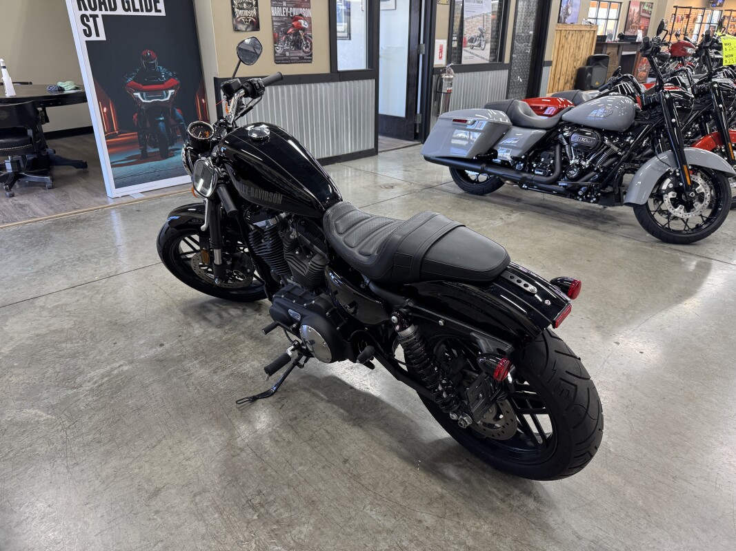 2017 Harley-Davidson Roadster XL1200R - Photo 7