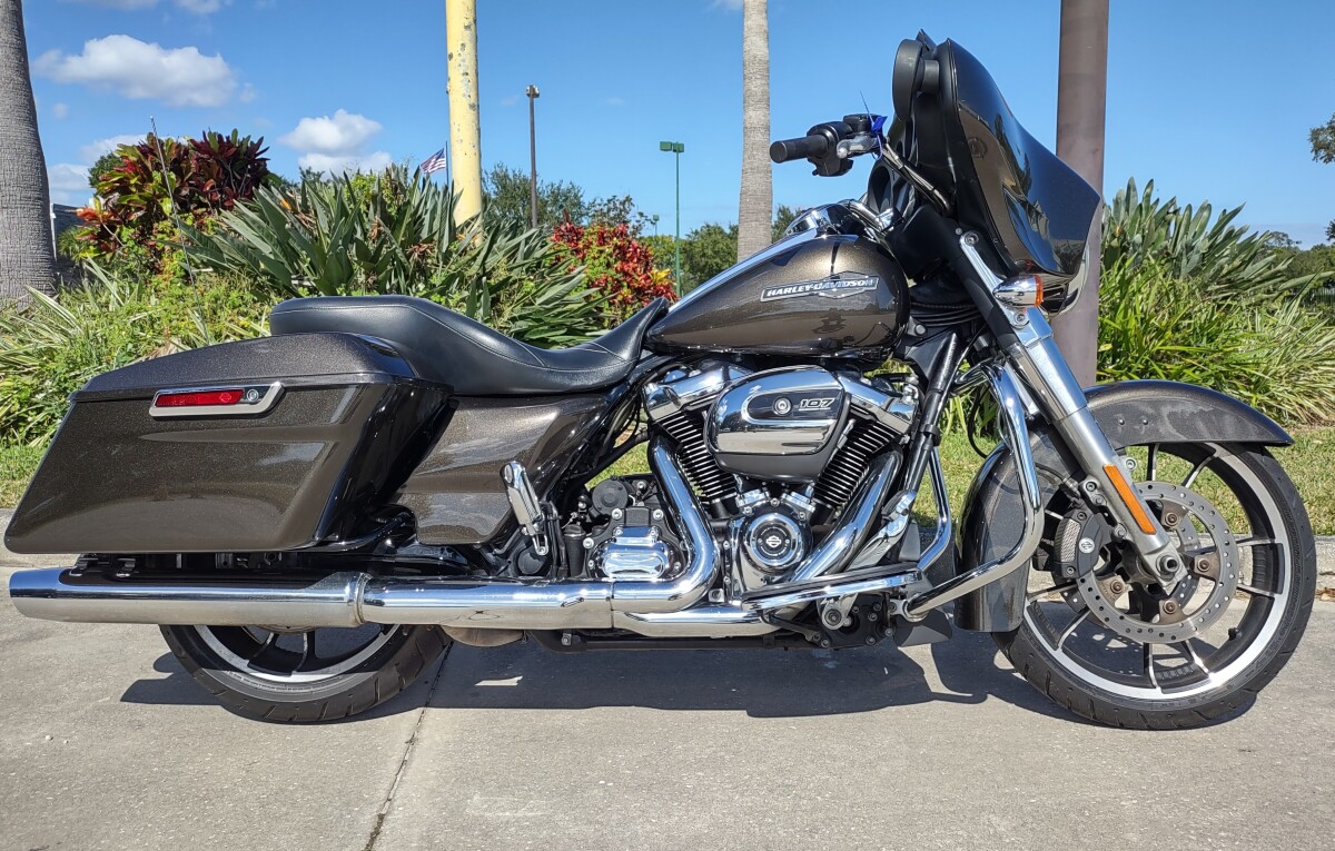 Street Glide - Photo 2