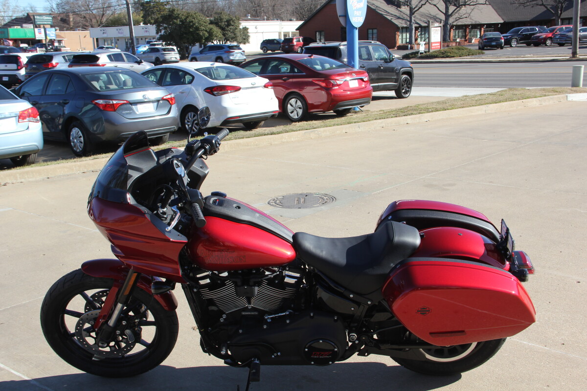 2025 Harley-Davidson Low Rider ST Brilliant Red - Black Finish - Photo 3