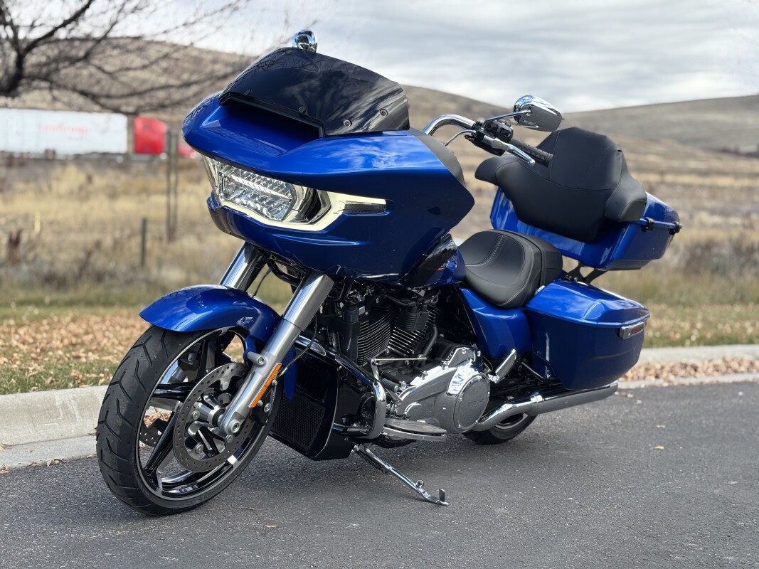 2025 Harley-Davidson Road Glide Blue Burst - Photo 5