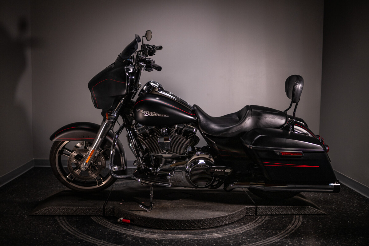 2014 Street Glide Special (FLHXS) - Photo 4