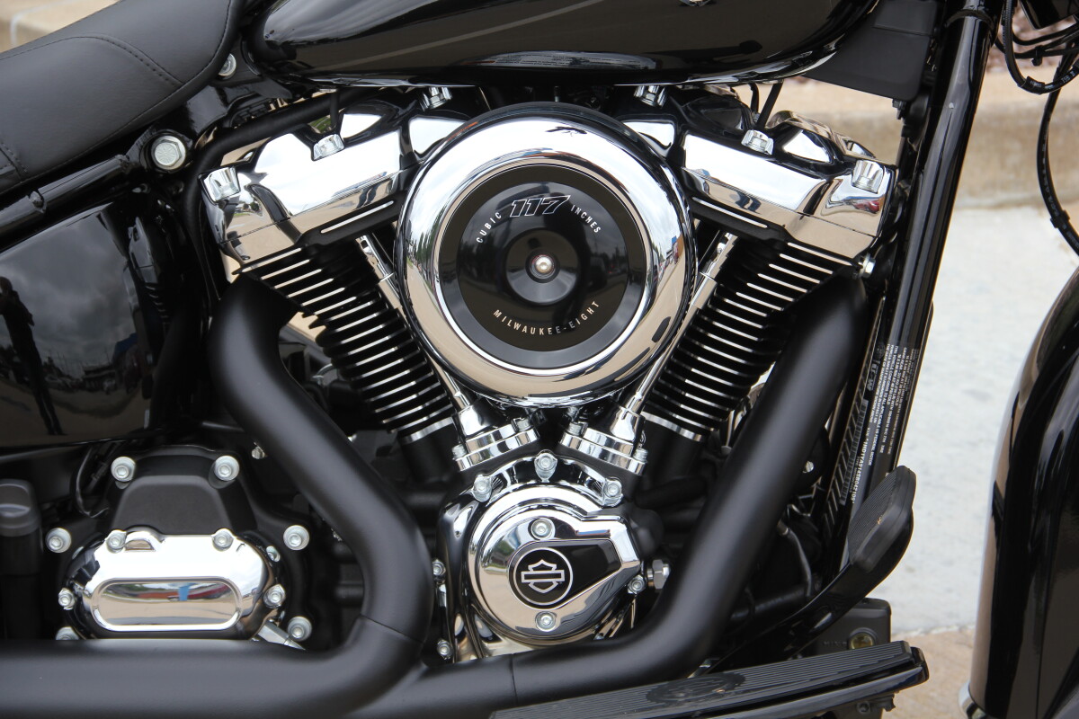 2025 Harley-Davidson Heritage Classic Vivid Black w/Laced Wheels - Photo 10
