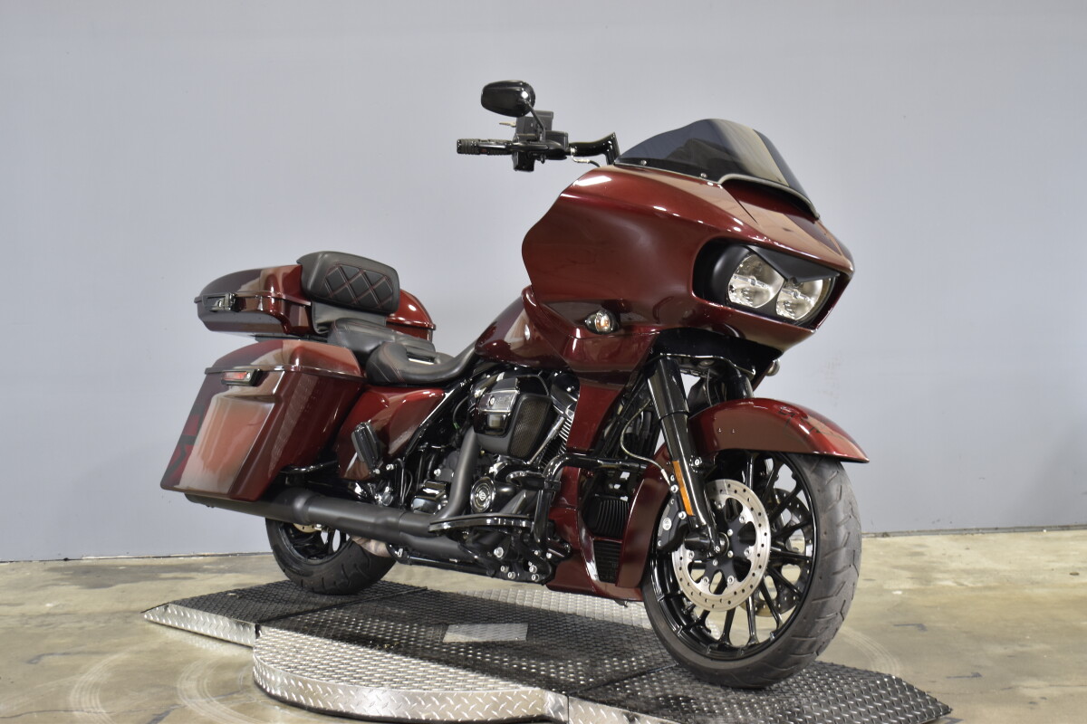 2018 Harley-Davidson Road Glide Special FLTRXS - Photo 2