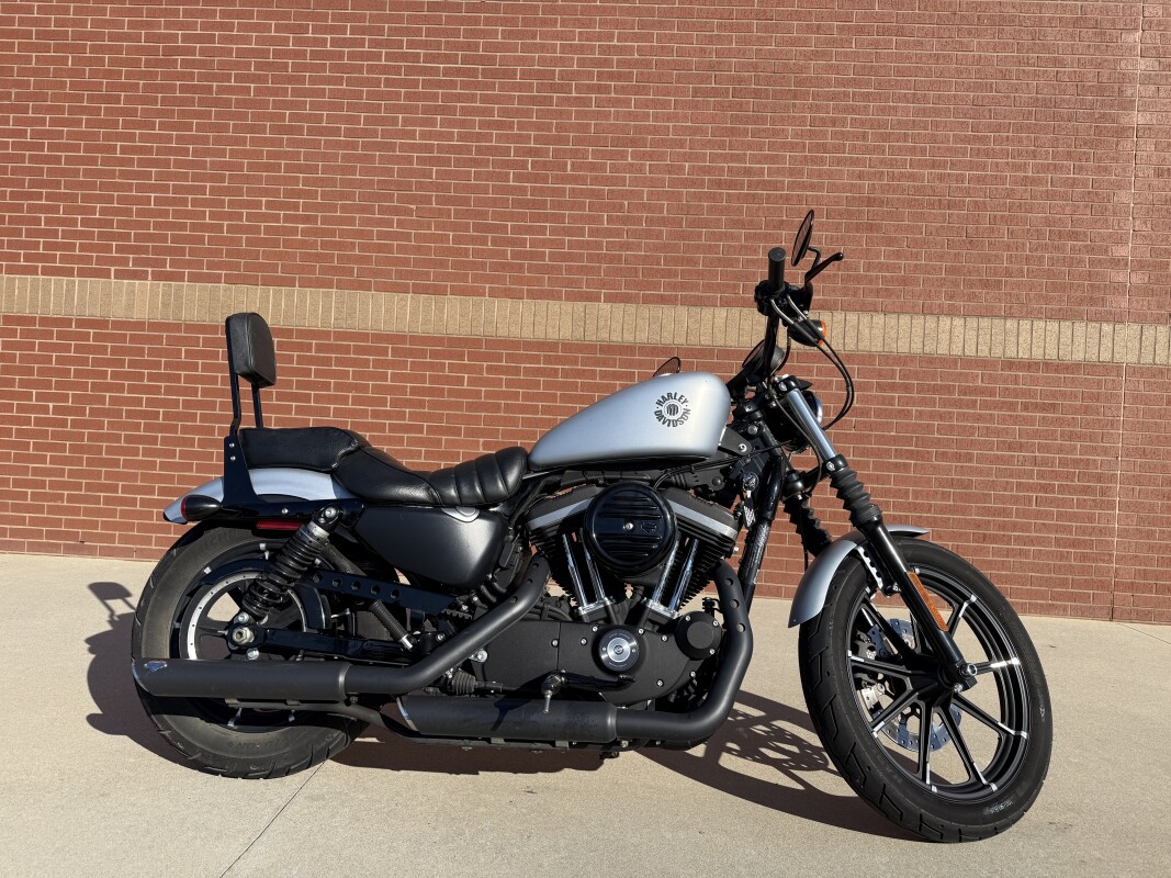 XL 883N 2020 Iron 883