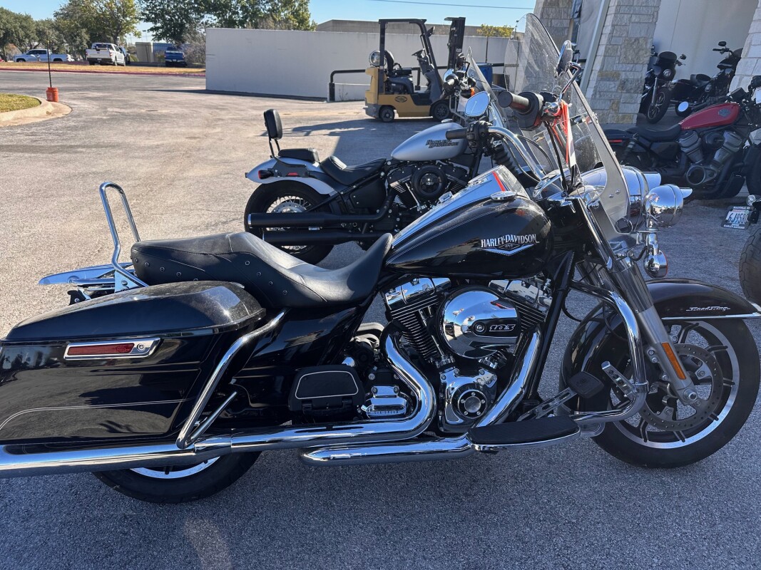 2014 Harley-Davidson Road King FLHR
