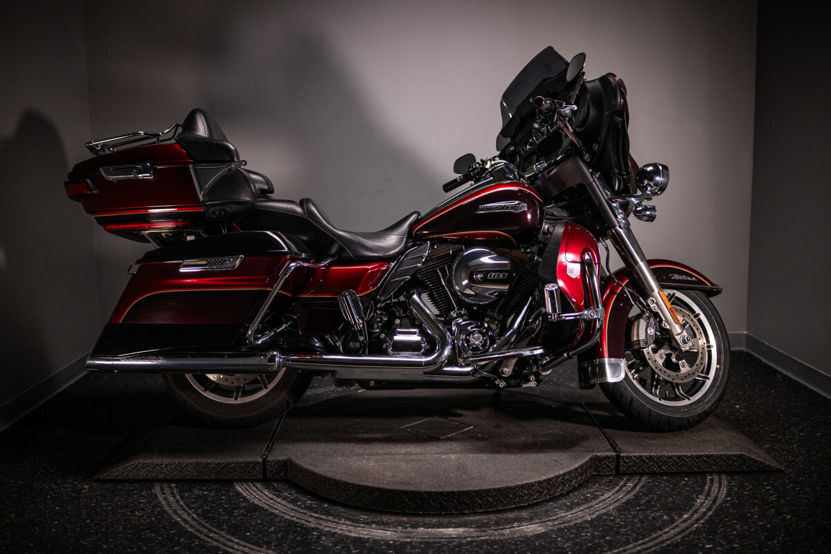 2014 Electra Glide Ultra Classic (FLHTCU) - Photo 8
