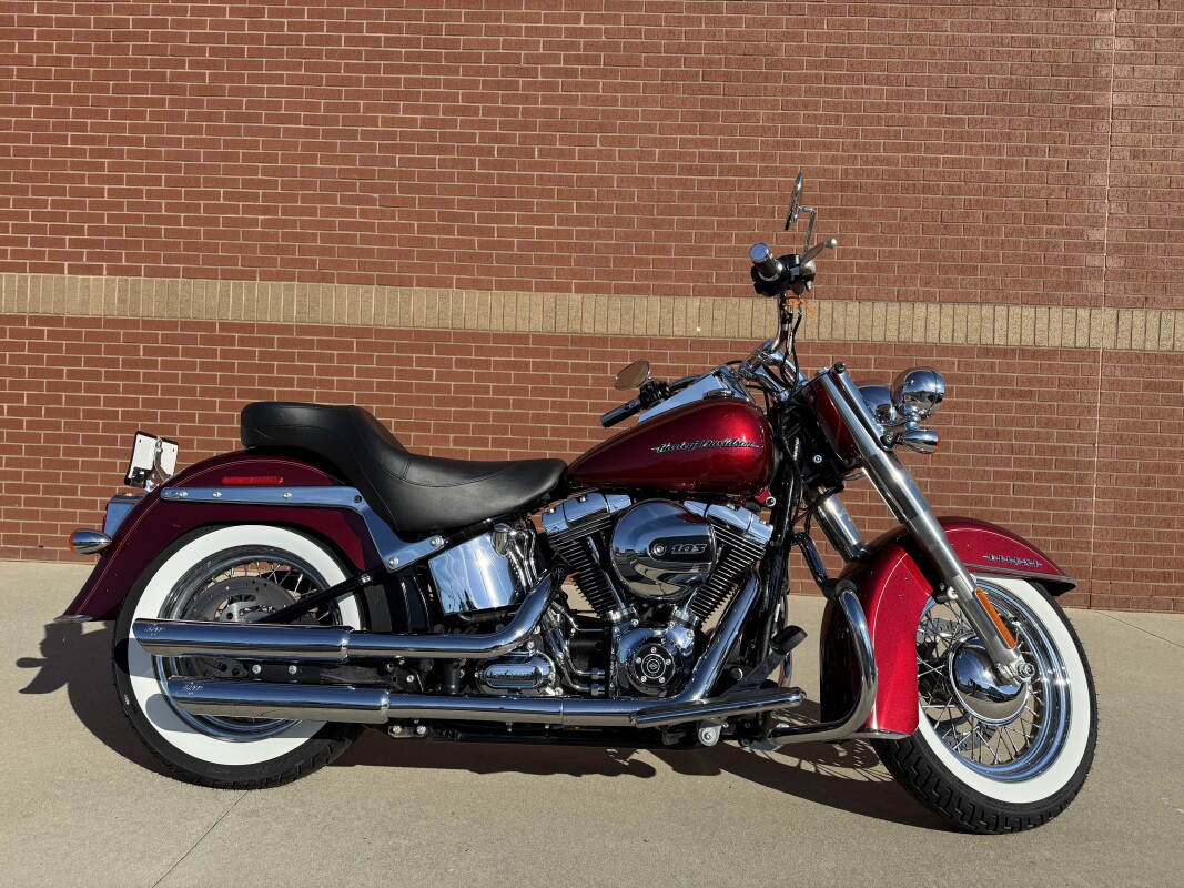 FLSTN 2017 Softail Deluxe