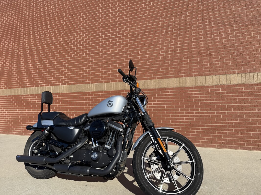 XL 883N 2020 Iron 883 - Photo 2