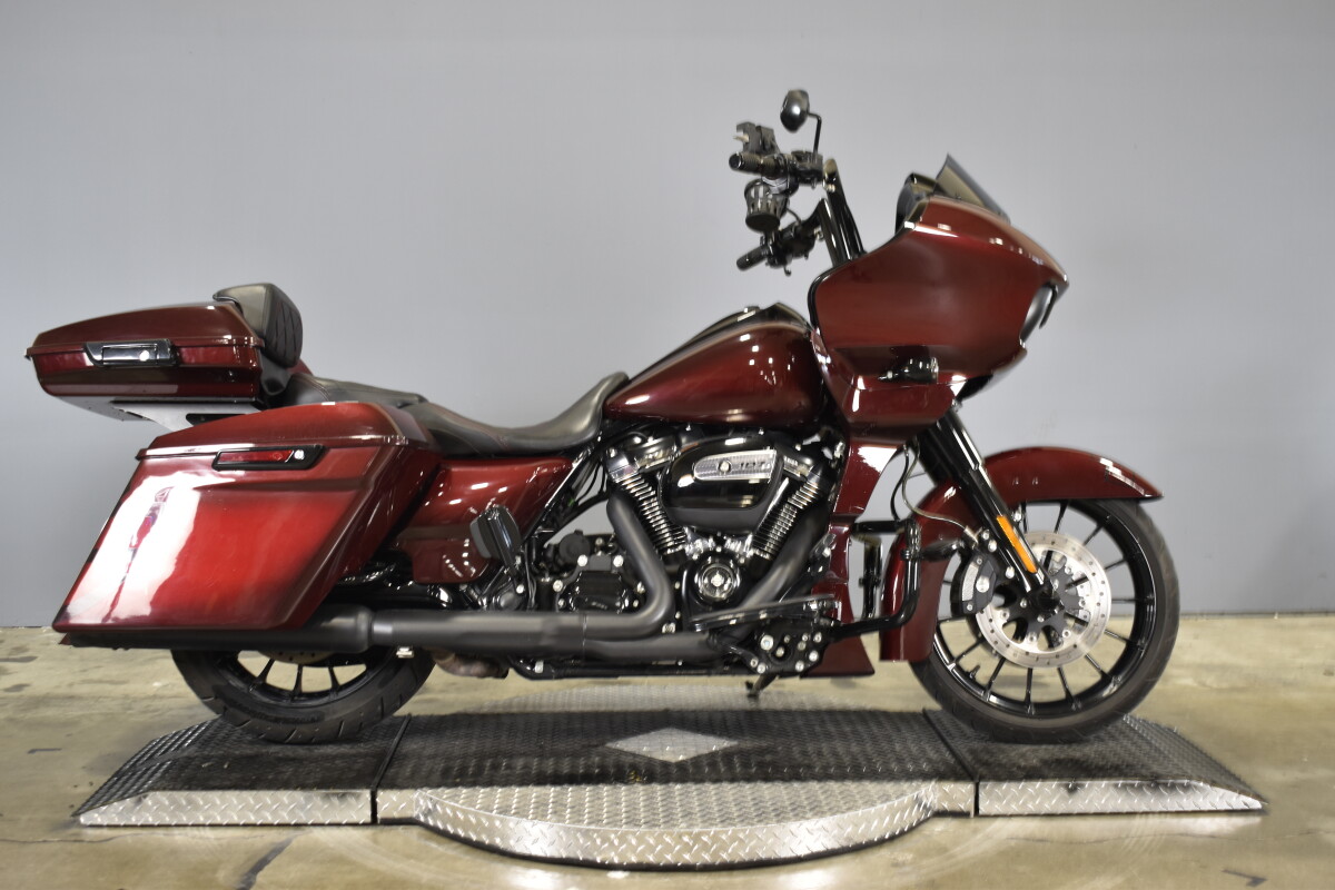 2018 Harley-Davidson Road Glide Special FLTRXS