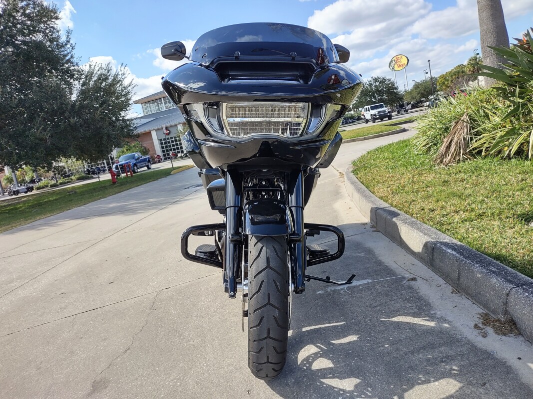 Road Glide - Photo 7