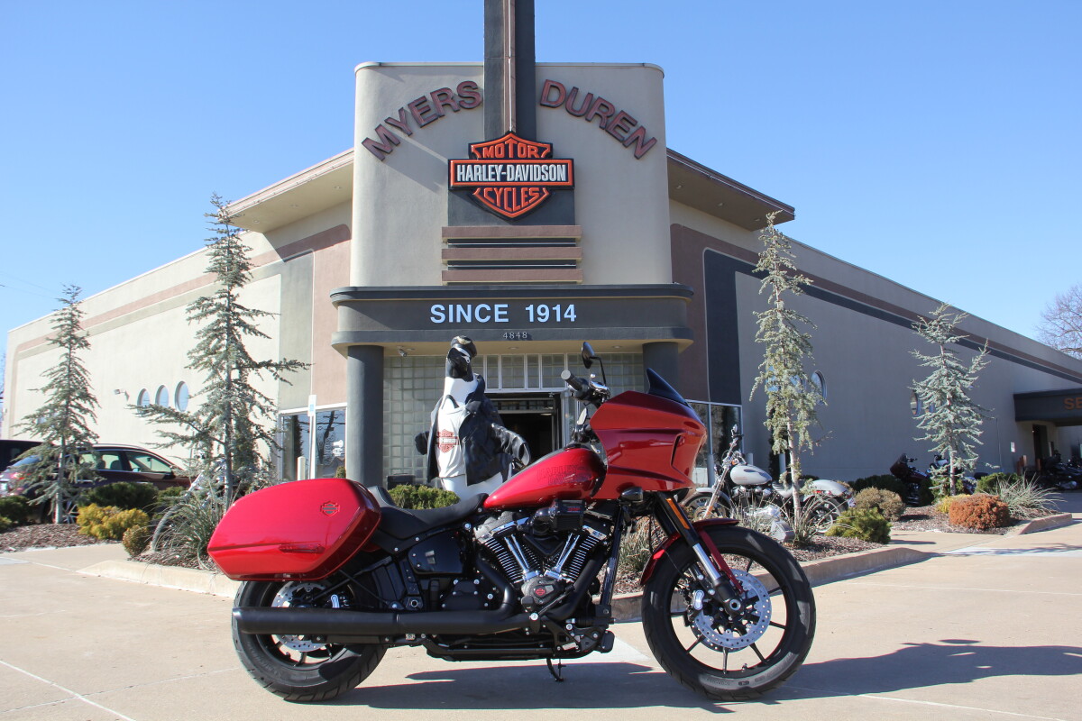 2025 Harley-Davidson Low Rider ST Brilliant Red - Black Finish