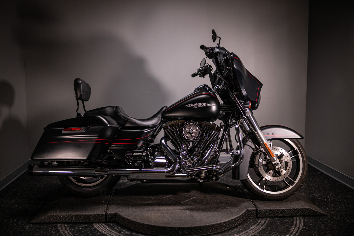 2014 Street Glide Special (FLHXS) - Photo 8