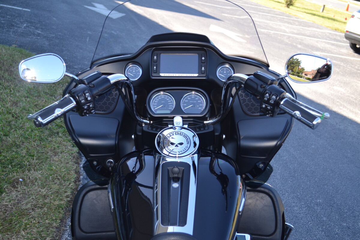 2018 Harley-Davidson Road Glide Ultra - FLTRU - Photo 10